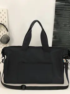 Men's Travel Tote Bag Solid Color Pure Color Tote Bag Zipper Closure Fashionable Versatile Casual Simplicity Suitable for College Students Going to School, Business Travel, Fitness Men's Tote Bag