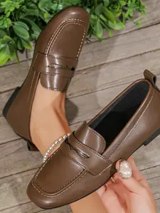 Women's Fall Slip-On Flat Comfortable Loafers, Vintage French Style Single Shoe, Casual Footwear for Autumn Season