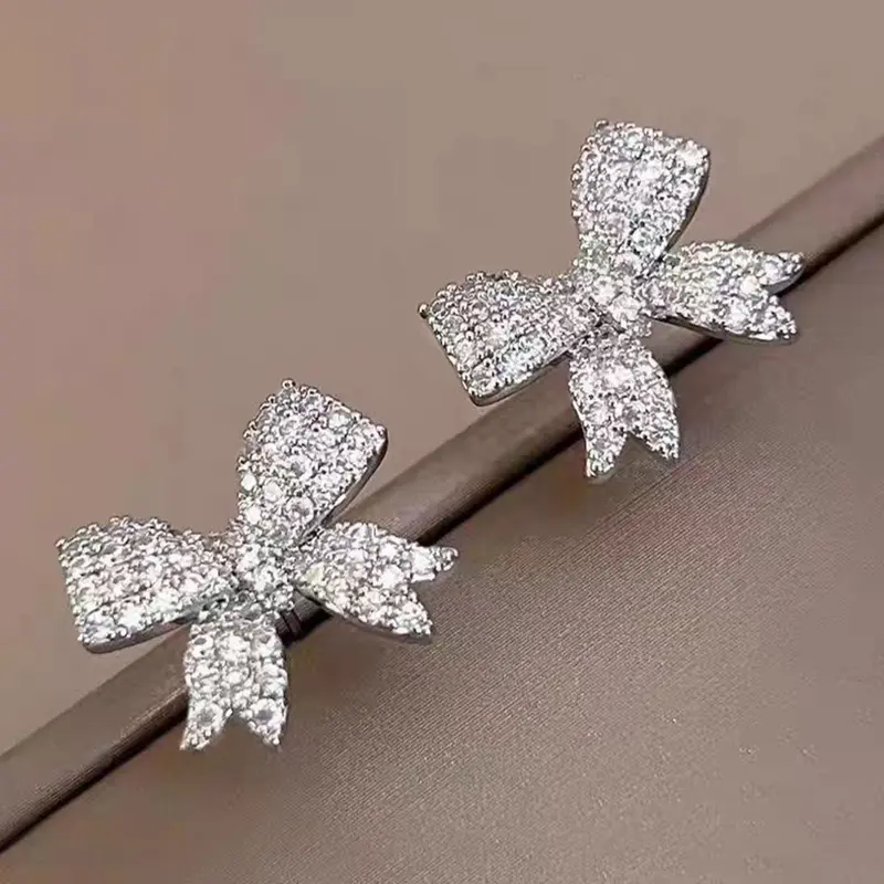 Women's Elegant Bow Design Stud Earrings, Rhinestone Embellished Jewelry for All Seasons, Perfect for Daily Wear & Special Occasions, Lightweight Earring, Sparkling Ear Jewelry, Fashion Chic Accessories