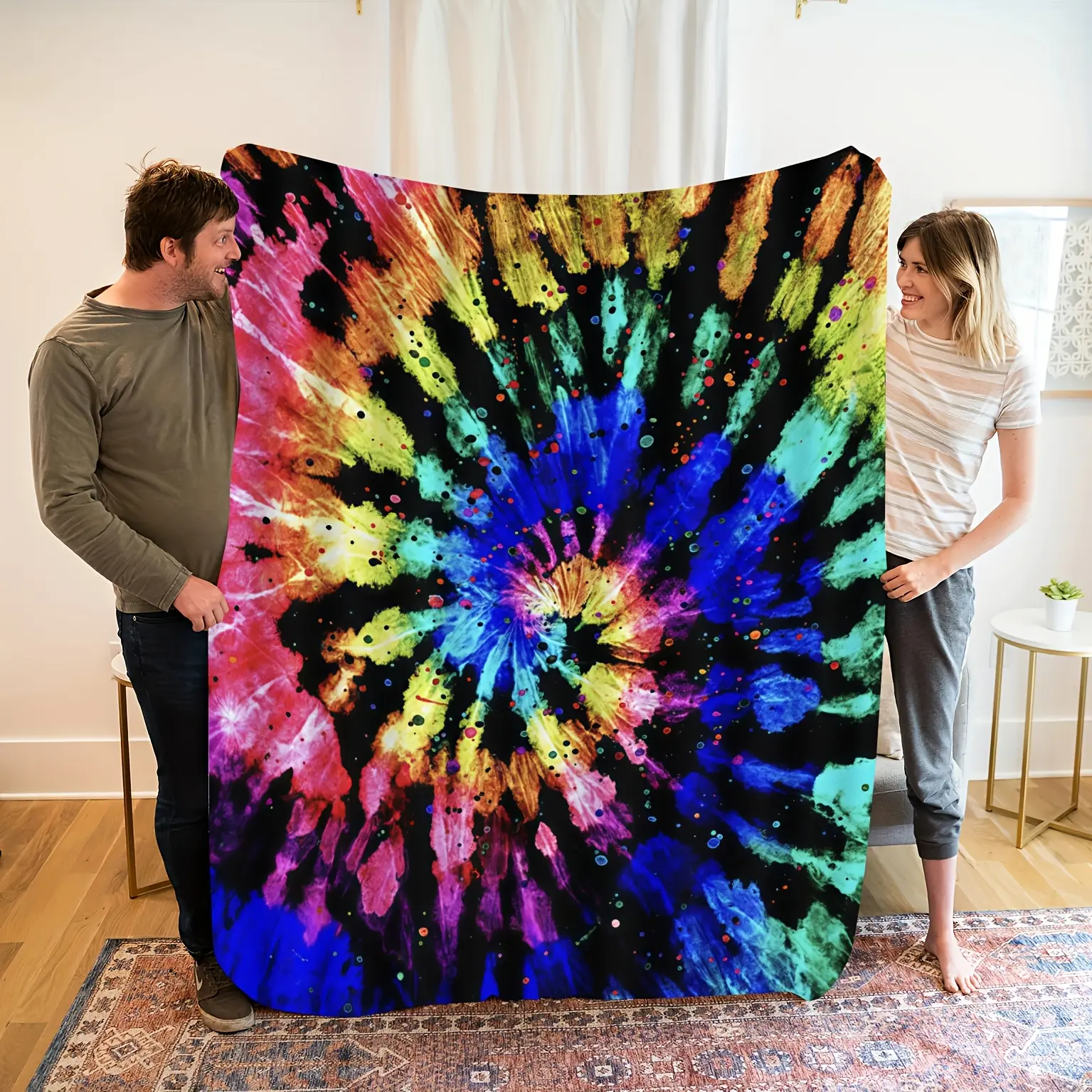 1Pc Glam Abstract Tie-Dye Flannel Blanket - Soft, Warm, All-Seasons Bedding for Family & Friends, Multi-Size, Machine Washable, Indoor/Outdoor Use, Home Decor Essential for Holiday Gifting