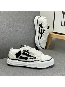 Lazy French style unisex daily fashion shoes come with strong romantic literary vibe, relaxed soft silhouette fits the core concept of effortless dressing, suits afternoon shopping and leisure time and interprets elegant and casual life fashion aesthetics