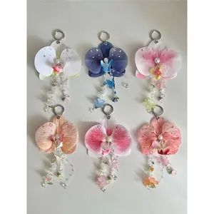 [NEW] Elegant Phalaenopsis Orchid Keychain – Realistic Moth Orchid Flower Charm for Handbags, Car Keys & Purses – Unique Floral Accessory