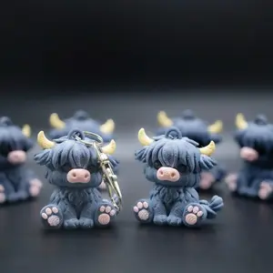 Highland Cow Keychain 3D Print - Gray Charming Design for Keys Practical Accessory Ideal Gift for Cow Enthusiasts Rustic Charm Easy Access Everyday Use