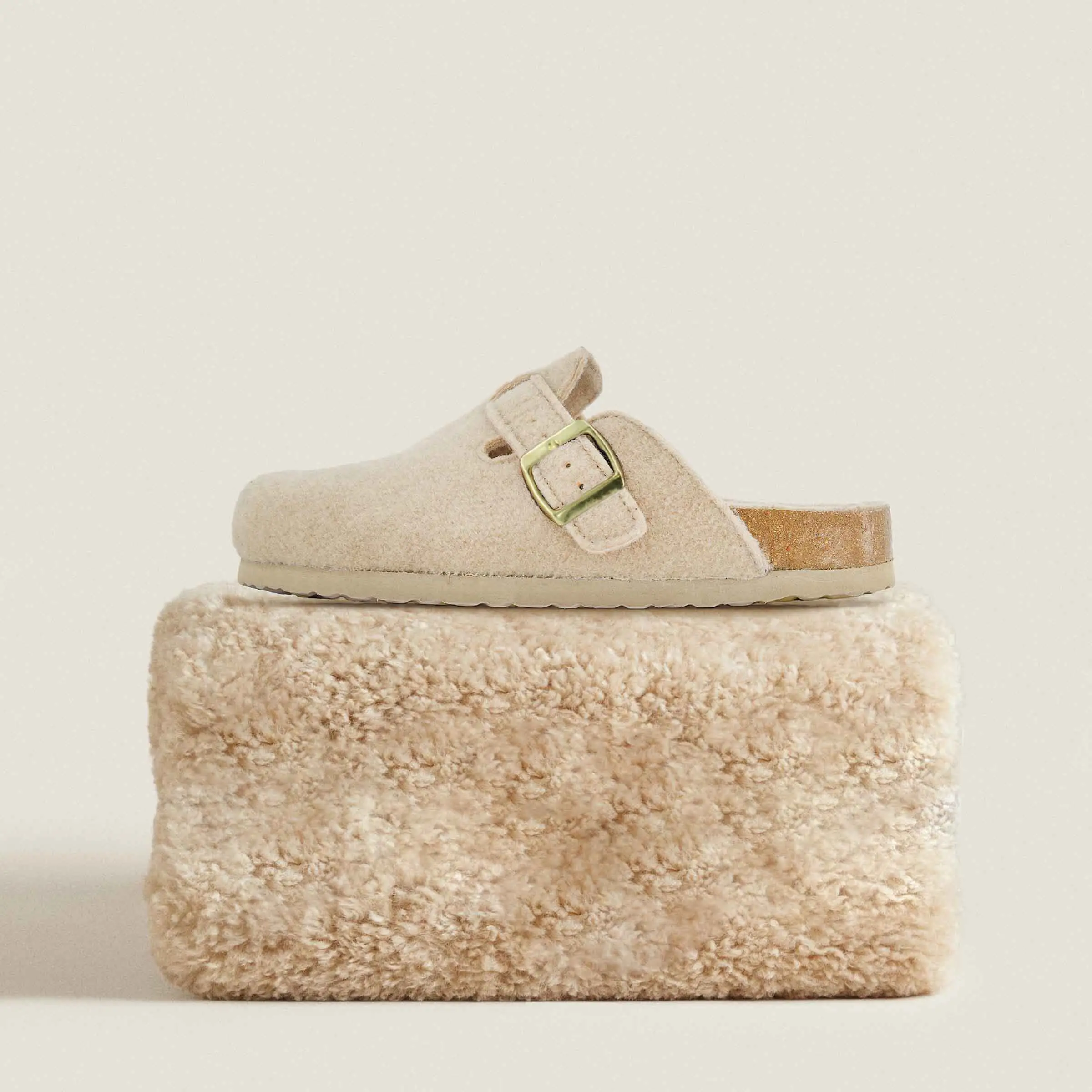 Cushionaire Hana Wool Clogs for Women | Cozy Wool Lined Slip On Classic Clogs with Cushioned Heel Insole and Cork Footbed | Warm Comfy Mules for Indoor and Outdoor Wear Walking Shoes