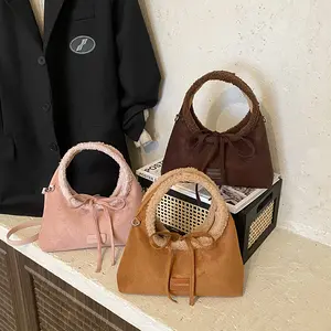 2026 Autumn and Winter New Style Retro Plush Handbag Women’s Daily Versatile Shoulder Crossbody Bag