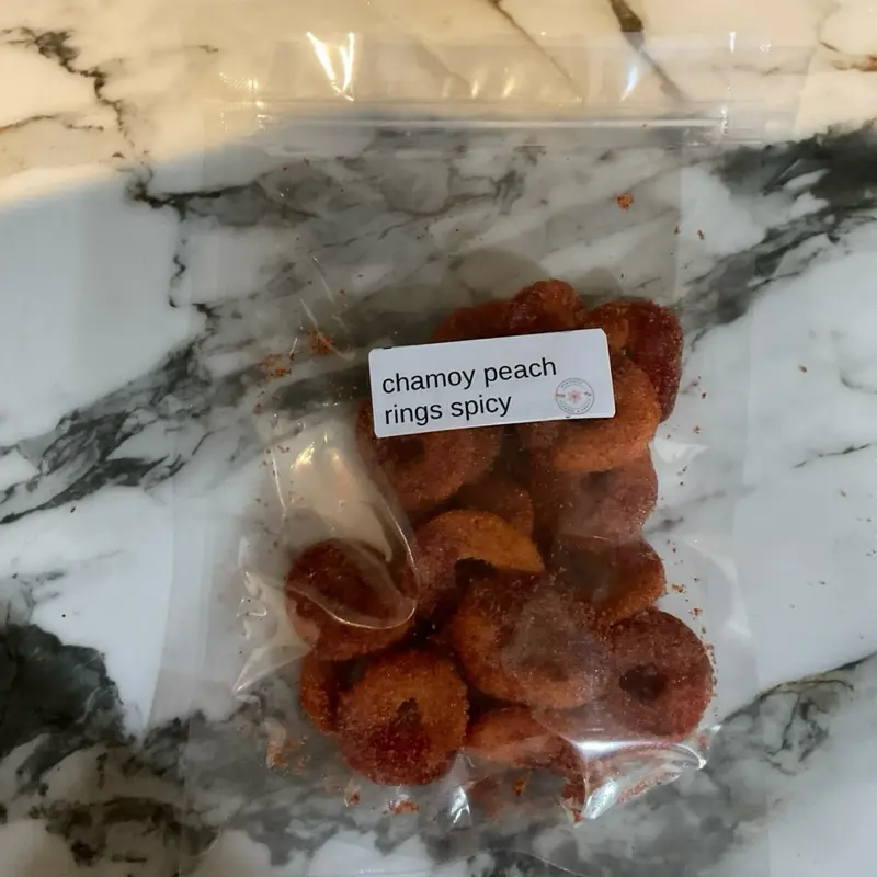 Chamoy gummy peach rigs