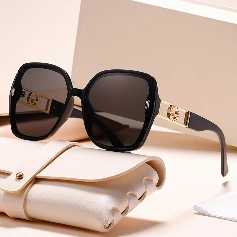 1 pair of oversized square fashion glasses, suitable for 