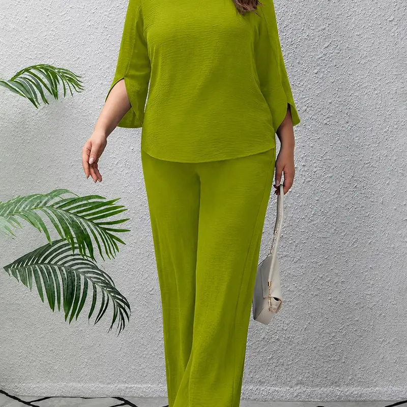Plus Size Women's V-Neck Loose Three-Quarter-Sleeve Top and Wide-Leg Pants, Solid-Color 2-Piece Set with Pockets for Spring, Summer and Autumn, Clothes