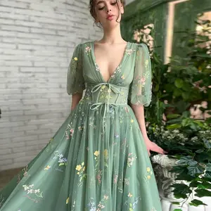 YLYL European and American evening dress, green tulle ball gown, puff sleeves, V-neck, floral, floor-length, sexy long dress, wedding guest dresses, formal womenswear, elegance, embroidery, fairy skirt, sheer, outdoor spring