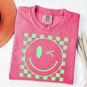 Comfort Colors Neon Checkered Smiley Wink Graphic Tee Retro Happy Face Aesthetic Y2K Street Style Oversized Trendy Shirt