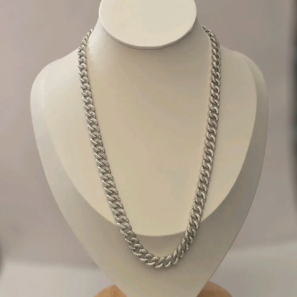Cuban Necklace Circoneas - Stylish Silver Tone Chain for Everyday Wear