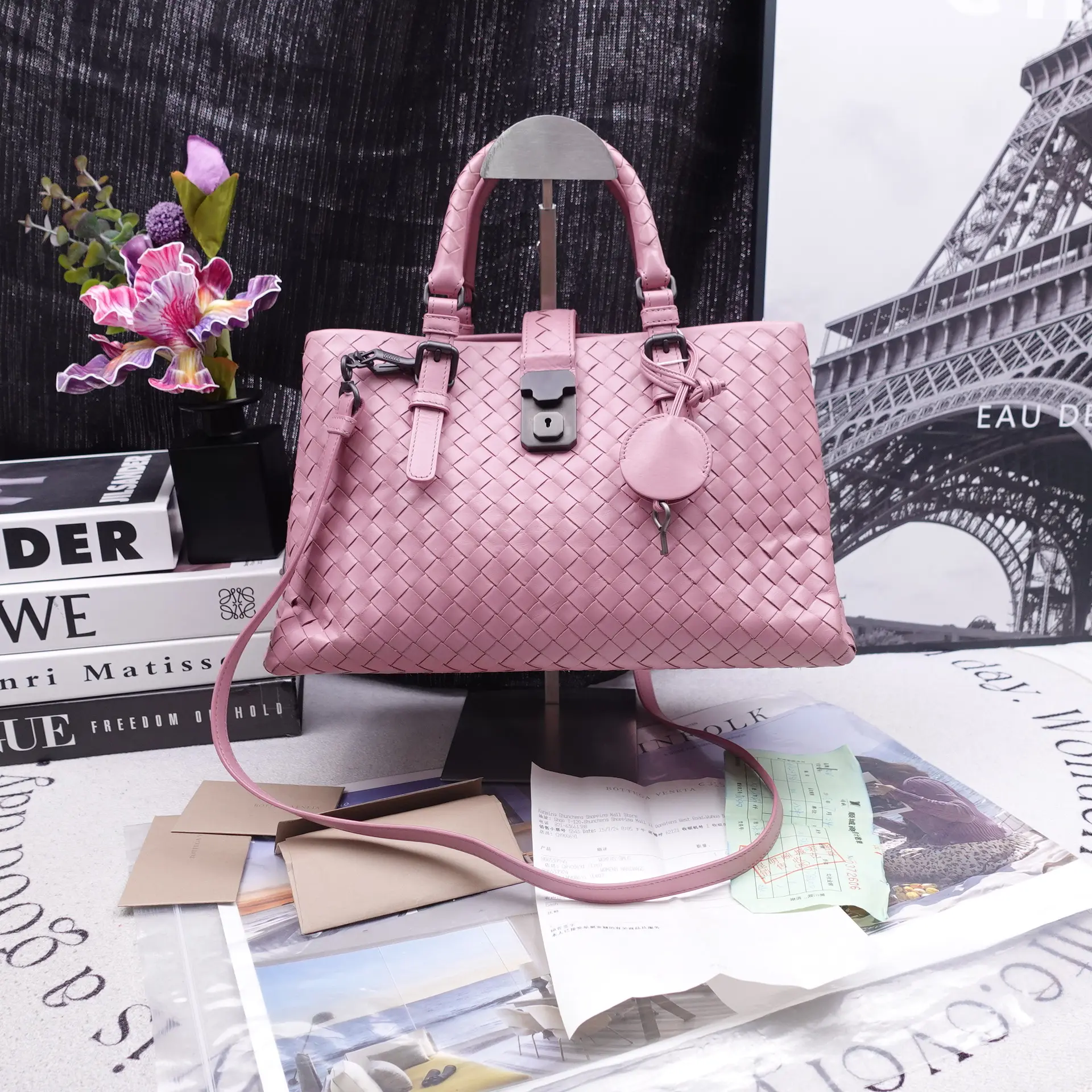 Pre-owned BOTTEGA VENETA Leather Shoulder Bags Roma Dusty Pink Shoulder Bag T10353131