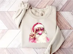 Pink Santa Sweatshirt, Christmas Bubble Gum, Santa Blowing Bubble Sweater, Christmas Sweater, Retro Christmas, Santa Bubble Gum Sweatshirt Crewneck Tops Underwear Women Lady Cotton Womenswear Clothing