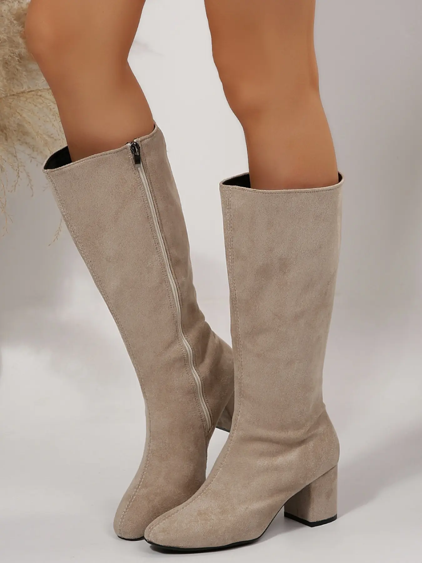 Women's Brown Suede Knee - High Boots, Fashionable Side - Zip Block - Heel Footwear, Versatile Shoes for Casual and Dressy Occasions, Trendy Autumn/Winter Fashion Boots, Winter Warm Boots
