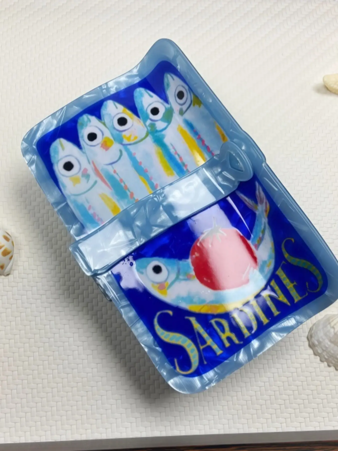 Cute Sardine Can Hair Clips, Fun Sardine Can Shape, Large and Medium Sizes Available, Cartoon Food Design, Women's Casual Party Accessories, Flat Hair Clips, Hair Claws