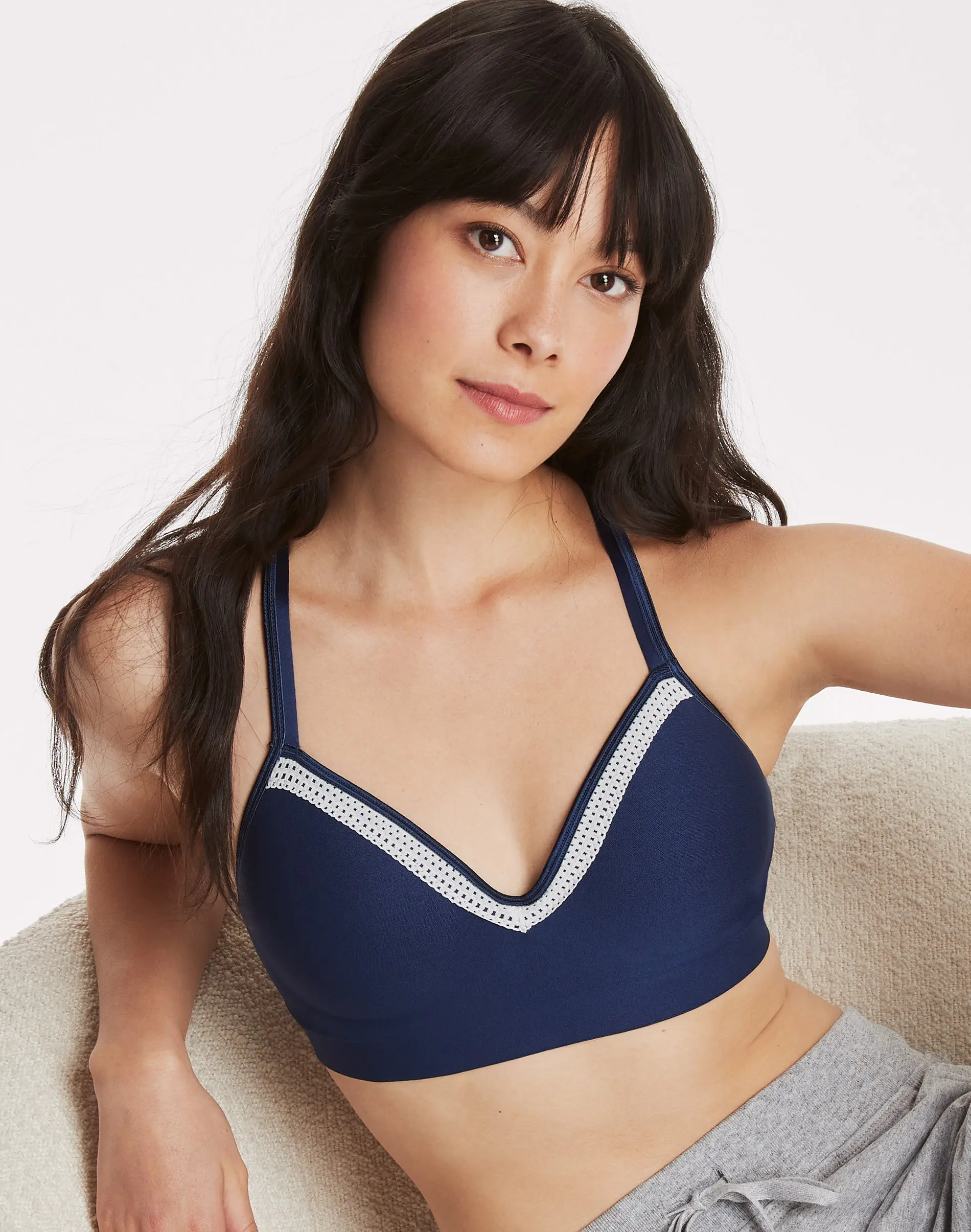 Hanes Smoothtec Comfortflex Fit Wirefree Bra Women's Comfortable Everyday Support Breathable Mhg199