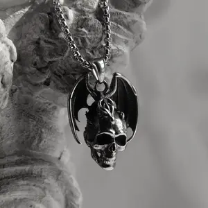 GTHIC Stainless Steel Dragon Skull Pendant Unisex Flying Dragon Design for Birthday Presents Casual & Street Outfits