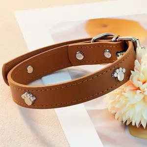 A Pet Collar, Neck Collar, Leather Paw Print Dog Collar, Adjustable Cat Collar, Anti-Lost Collar for Going Out