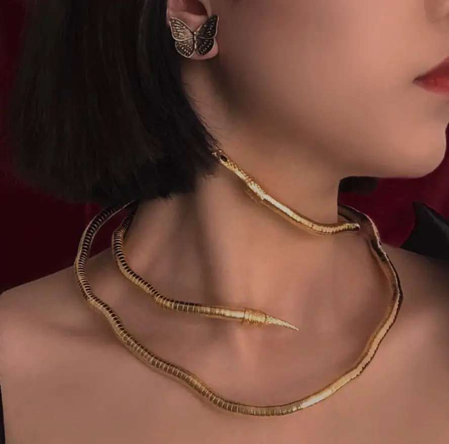 Bendable Gold Snake Necklace Choker Jewelry, Women - Slytherin -Steam Punk - Gift