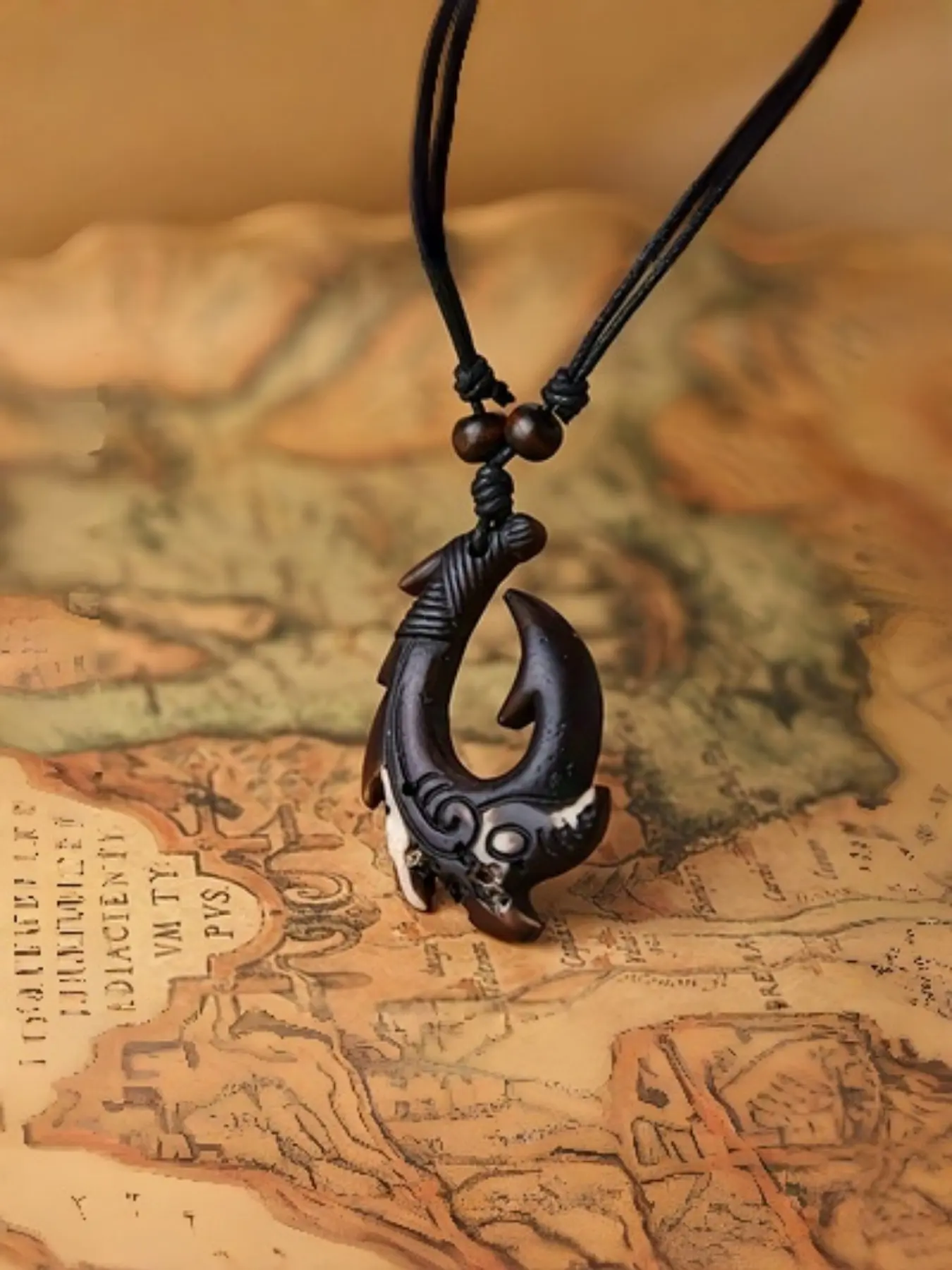 Mau Vintage Fish Hook Pendant Necklace, Neutral Style Braided Rope Chain, Retro Design, Resin Material, All Seasons, Couples Fashion Jewelry