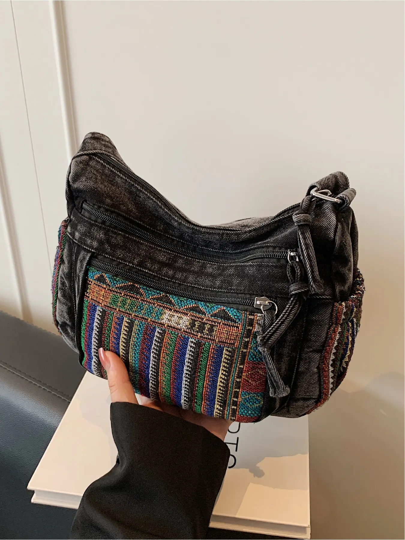 Vintage Ethnic-Style Lightweight Crossbody Bag, Small Square Casual Shoulder Purse for Women, Handcrafted Bag for Outdoor & Daily Use, Bohemian Crossbody Purse