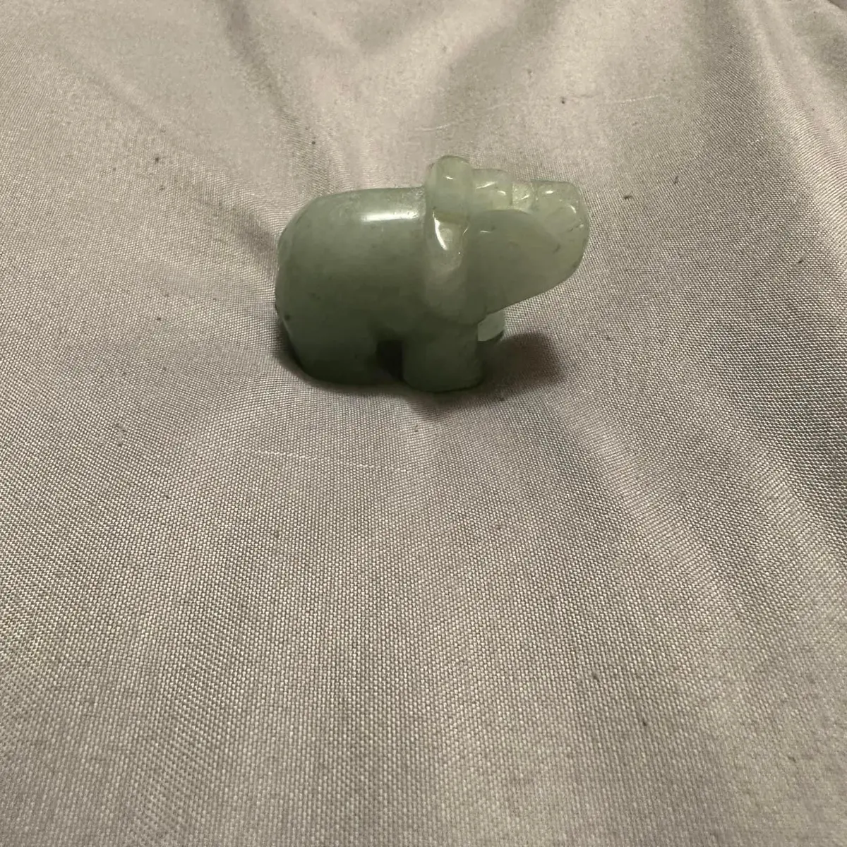 Green aventurine elephant