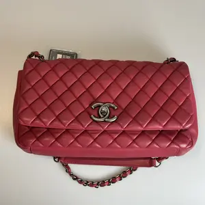 Pre-owned CHANEL Calfskin Shoulder Bag Red Quilted With Aged Silver Hardware 26101805