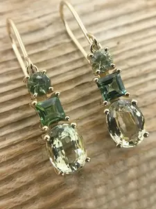 Vintage Elegant Green Synthetic Zirconia Copper Inlaid Zircon Retro Geometric Pendant Dangle Earrings Dangle Style for Women Copper Material Statement Earring Party Jewelry Gifts