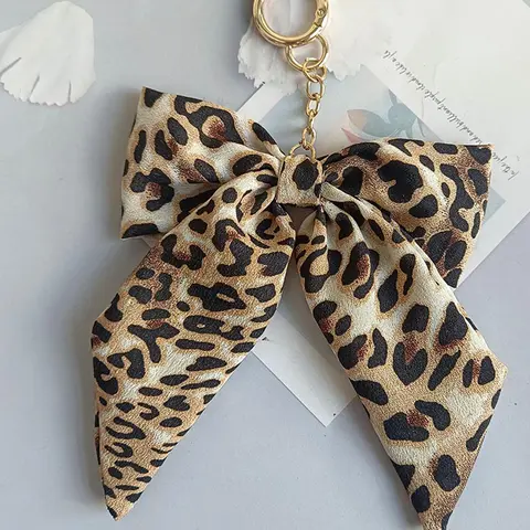 Leopard Print Bow Charms for Phone Cases, Cute Animal Pattern Accessory for Women & Girls, Vintage Style Aesthetic Keychain for Purses, Keychain for Bags