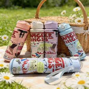 Vintage Horror Graffiti Print Reusable Hard Plastic Portable Water Bottle With Lid, 700ML Eco-Friendly Alternative, Perfect for School, Travel, Halloween Party Props, Drinkware