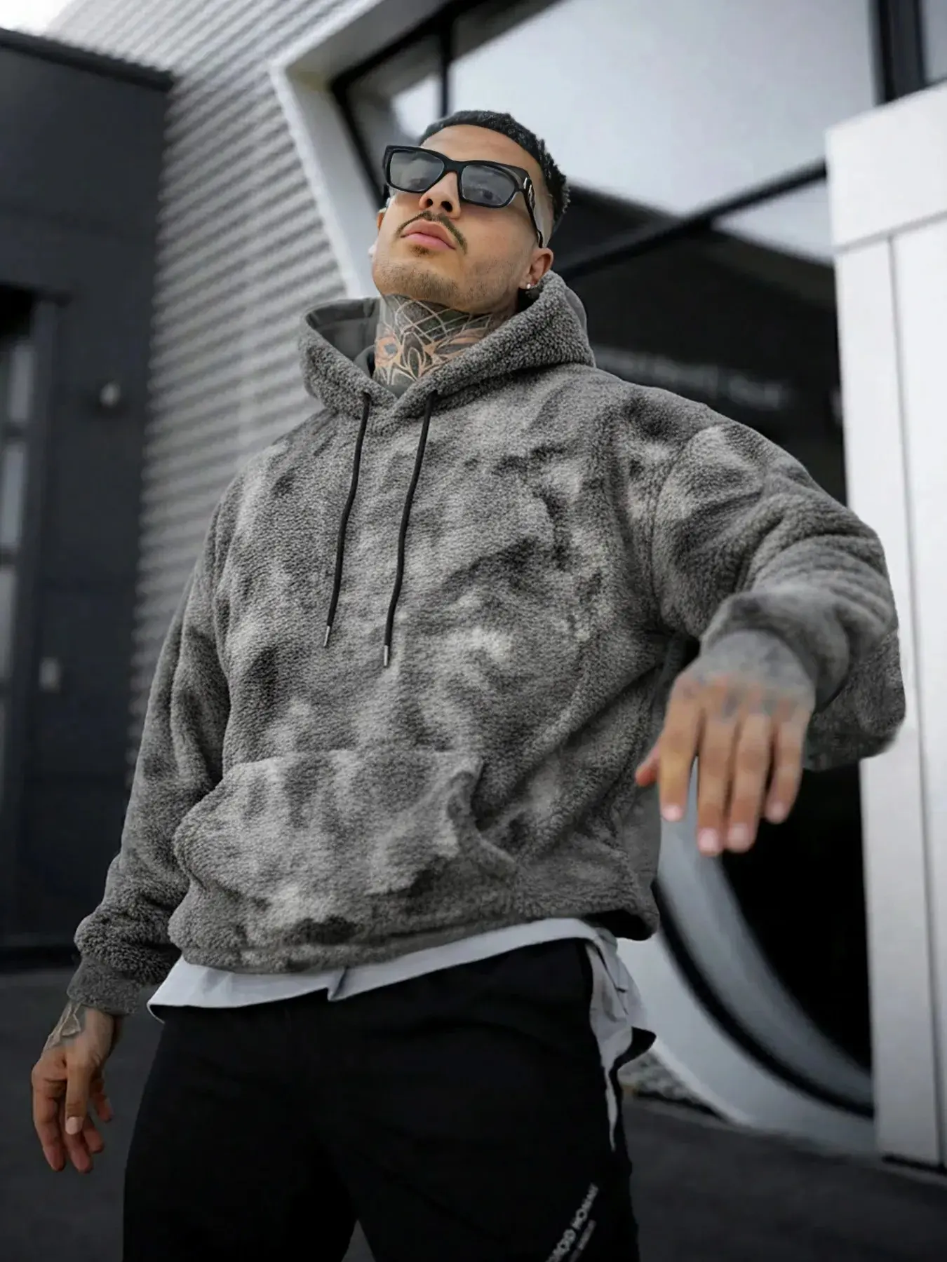 Men's Tie-Dye Hooded Streetwear Sweatshirt, Soft Plush Drop Shoulder Long Sleeve Pullover, Casual Loose Fit for Fall & Winter Layering