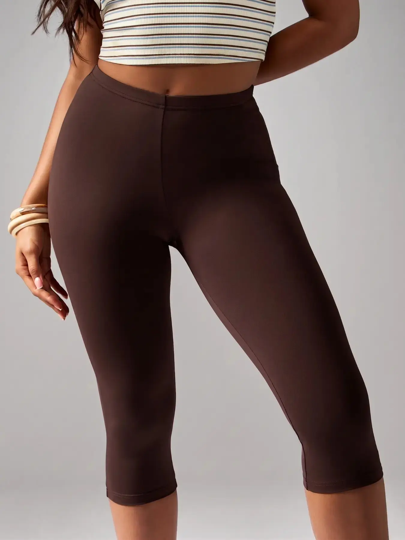 Women's High-Waisted Seven-Quarter Tight Pants, Stretchy Soft Touch, Slimming Waist, Casual Knee-Length, Ideal for Daily Wear, Yoga, Summer, Knitted Sports Pants