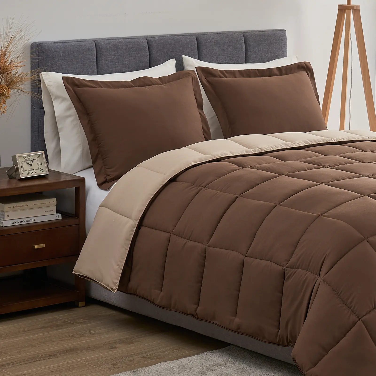 【Summer Deals】Homelike Moment Queen Size Hotel Luxury Reversible 3 Piece Comforter Set, Double-Sided Lightweight Soft Down Alternative, All-Season Bedding with 2 Shams, Duvet, Puffed Quilt, Machine Washable