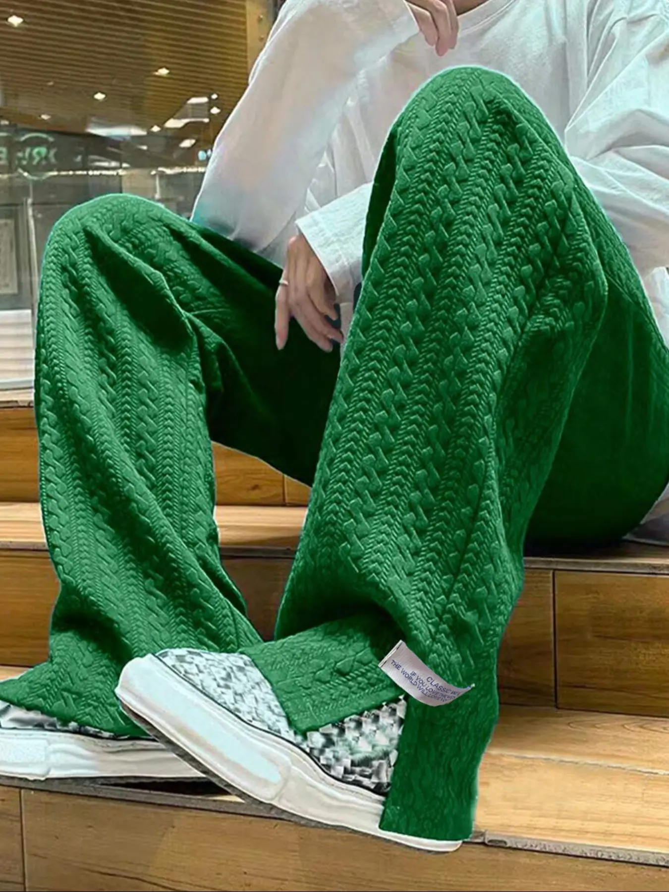 Men's Casual Minimalist Letter Print Sweatpants, Casual Streetwear Pants, Casual Loose Fit, Split Hem Design, Textured Jacquard Fabric, Drawstring Waist Comfort Fit, Casual Bottoms