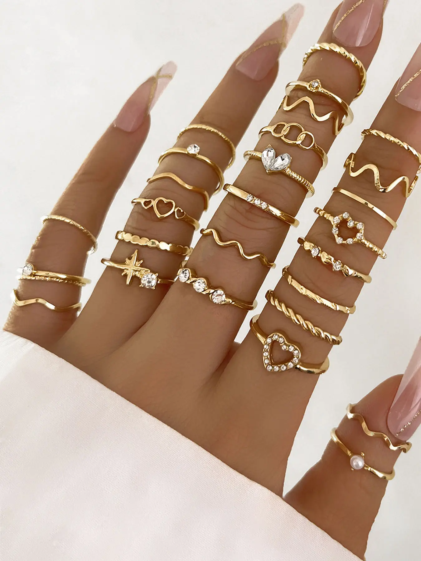 28 Pcs Fashion Rhinestone Heart Wave Geometric Joint Rings, Elegant Plain Copper Stackable Rings Stacking Ring Set, All-Seasons Jewelry Gift for Women