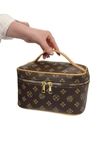 Vintage Print Large Capacity Makeup Bag, Vanity Purse, Portable Travel Organizer, Waterproof Handheld Wash Kit, Multi-Compartment Storage, Stylish Daily Use