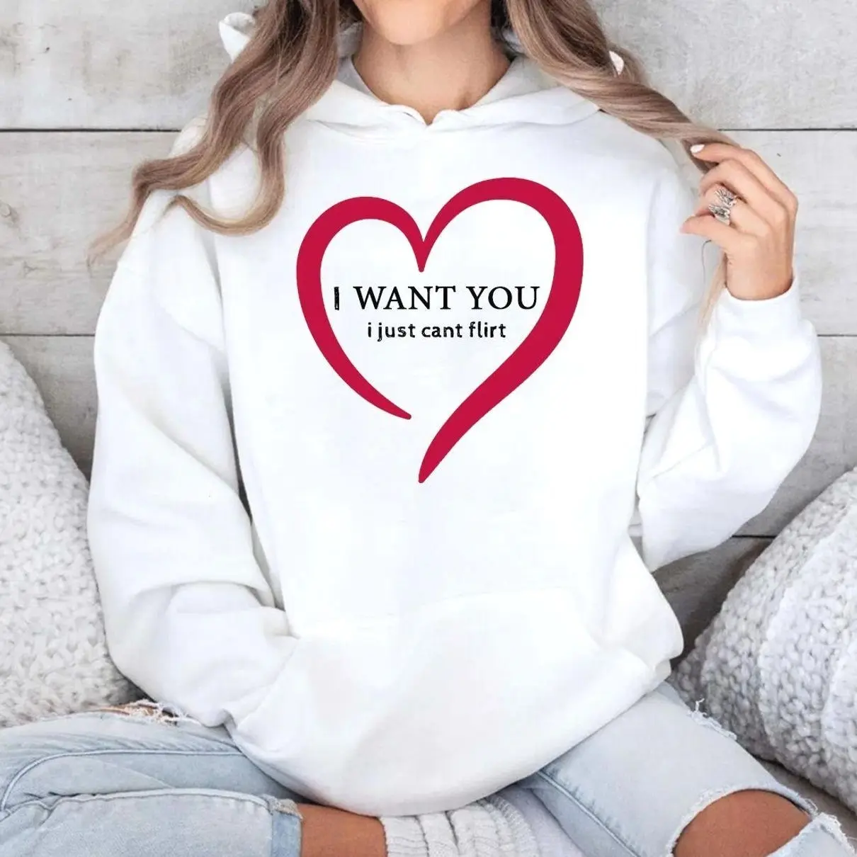 I Want You I Just Can’t Flirt Hoodie, Funny Romantic Quote Pullover Hoodie, Minimal Heart Graphic Oversized Hoodie, Cute Love Humor Sweatshirt, Trendy Christmas Gift for Women & Men