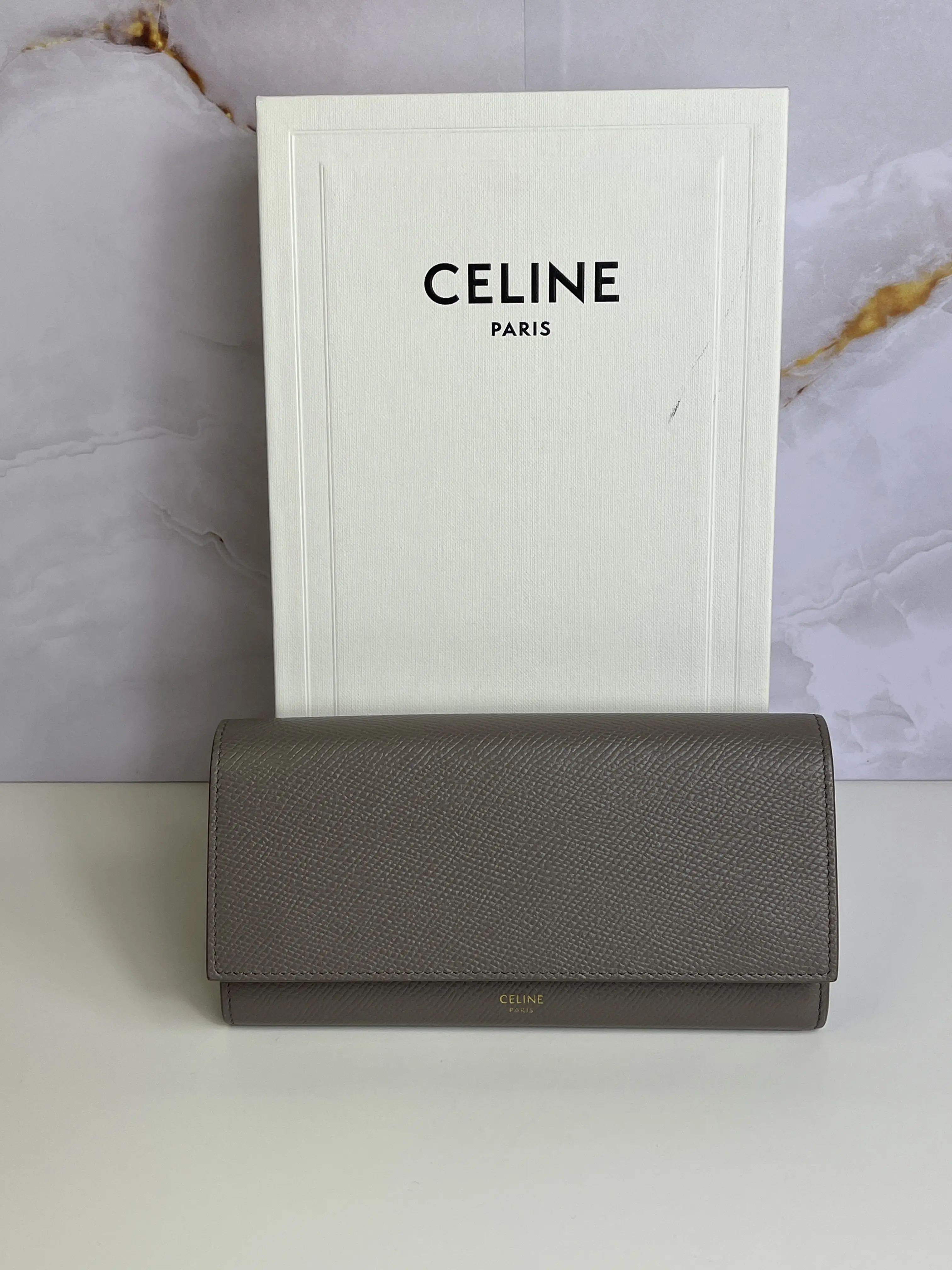 Pre-owned Celine Grained Calfskin Small Leather Goods Large Flap Wallet
