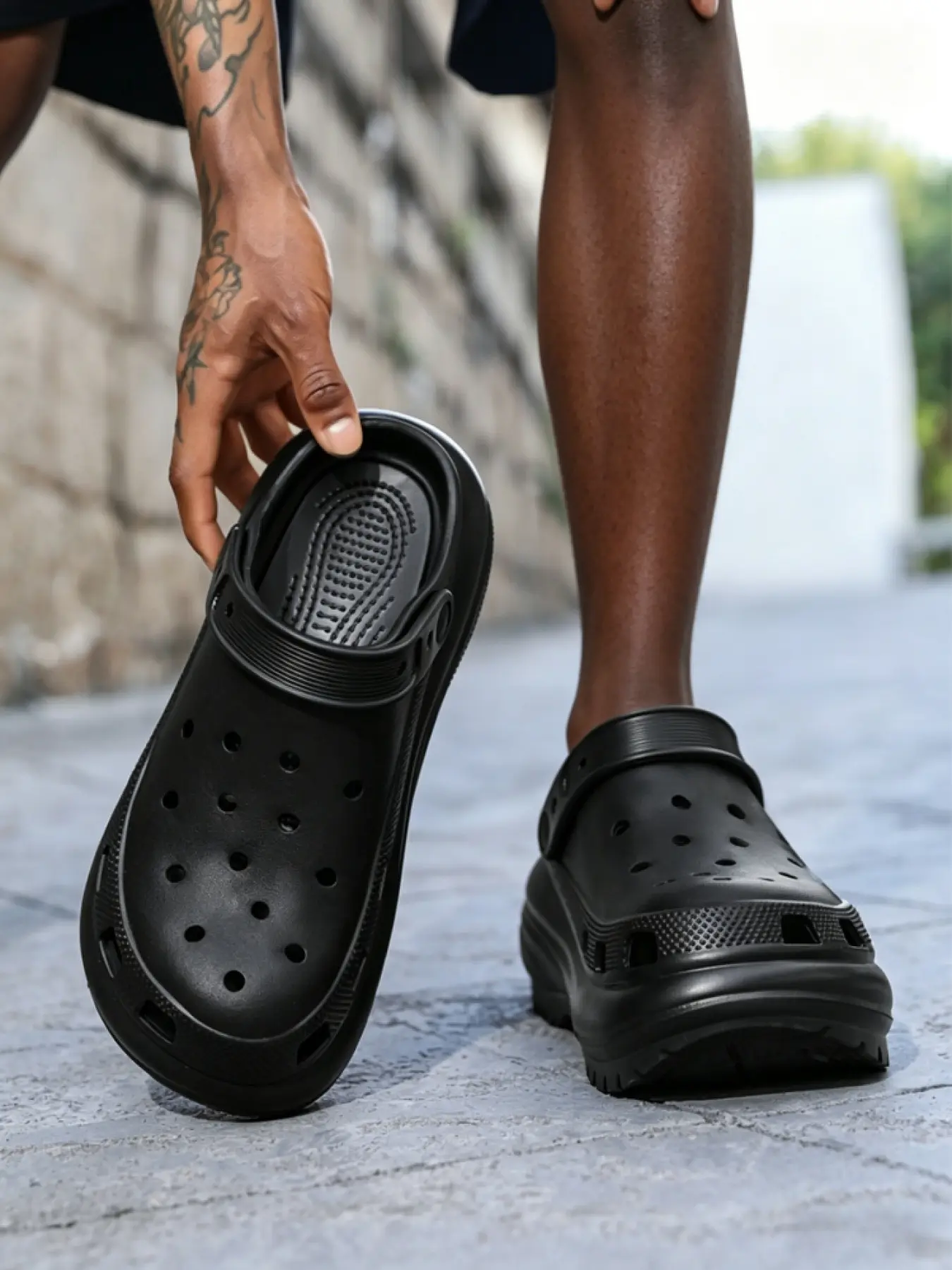 1 Pair Unisex Height Increasing Thick Sole Slip On Clogs Hollow Breathable Upper Adjustable Heel Strap For Daily Commute Outdoor Outfits Shoes Clogs