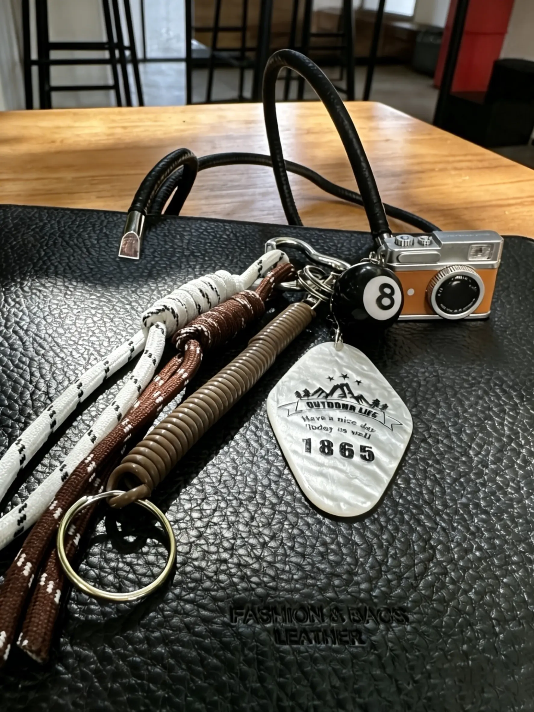 Bag Pendant Simulation Mini Camera Bag Chain Charms, Decorative Charm Not Easy To Rust High Quality Suitable For Bags And Keys Gifts Bag Decoration