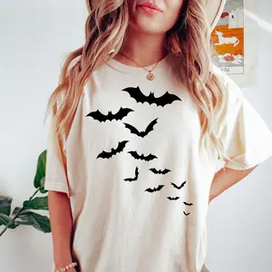 Cute Halloween Bat Shirt, Womens Halloween Shirt, Aesthetic Shirt, HalloweenSkull Shirt, Fall Graphic Tee, Spooky Season
