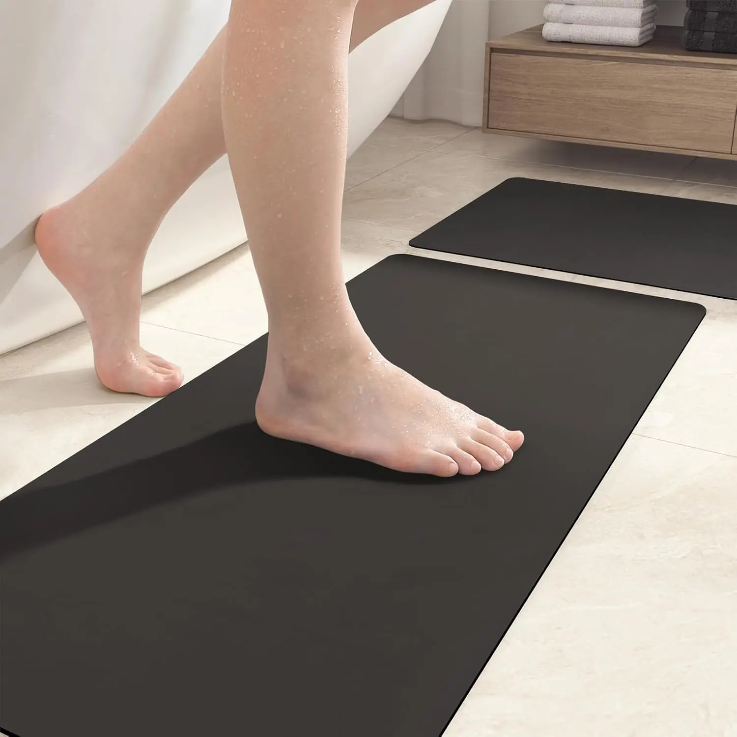 Color & Geometry Ultra-Thin Non-Slip Bathroom Rug, Super Absorbent Quick-Dry Easy-Clean Black Bath Mat for Bathroom