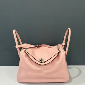 Pre-owned HERMÈS Leather tote bags Hermes Lindy 30 Swift 3Q Rose Sakura (kr011026a0)