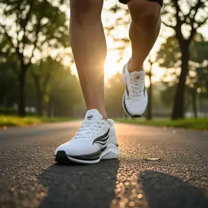 CELER Men - White Running Shoe