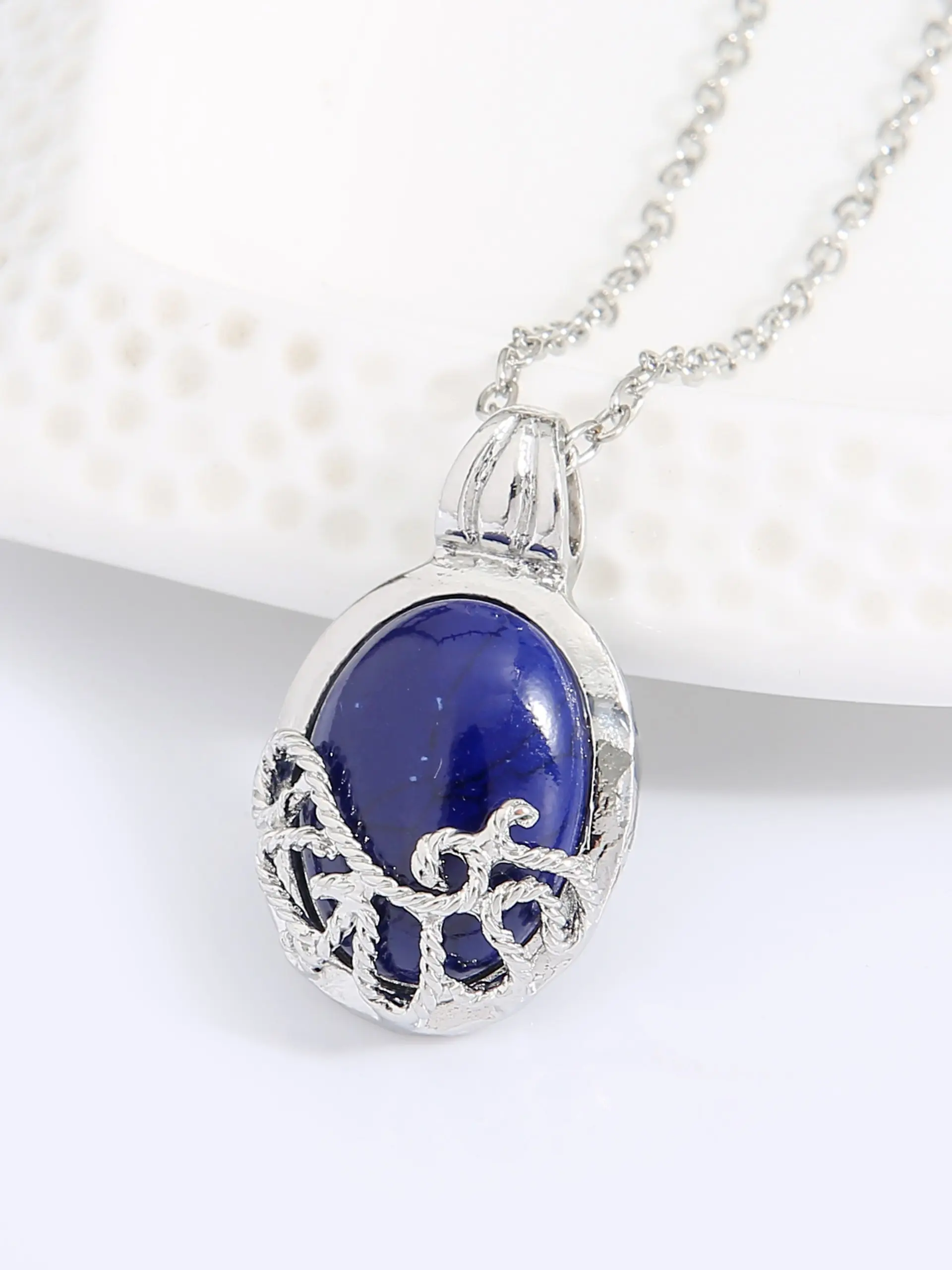 Creative Fashion Blue Gemstone Necklace, Chain Necklaces, Zinc Alloy, Trendy Blue Sapphire Pendant, Dainty Pendant, Women's Jewelry, Perfect Gift for Mom/girlfriend, Daily Wear Accessory