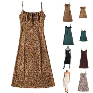 Mundoven Women's Floral Dress Low-Cut Square Neck Spaghetti Strap Tie Bodycorn 90s Y2k Sun Dresses Springfresh Casual Wear Women's Slip Summer Dress with Adjustable Straps & Elastic Neckline