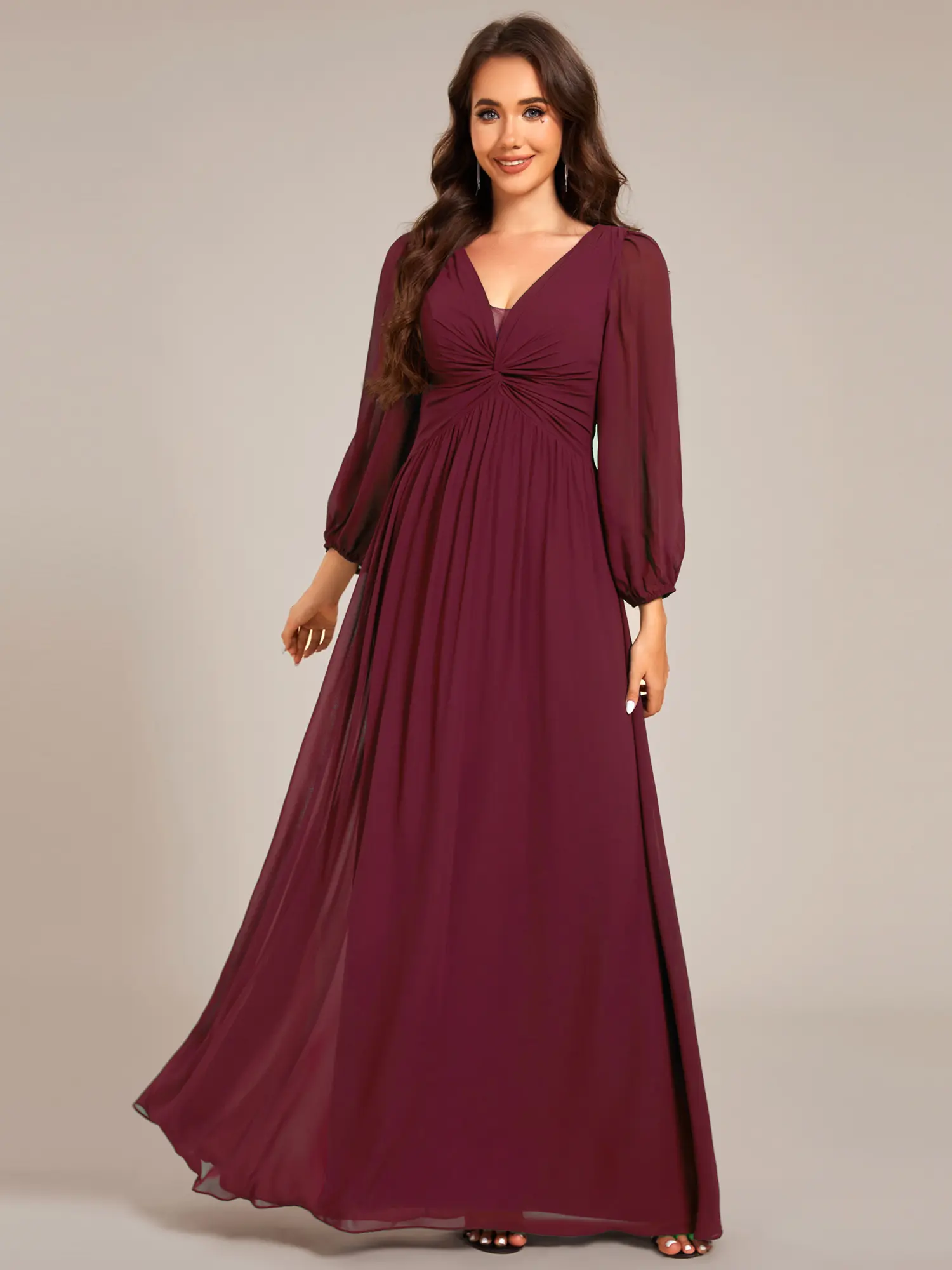Ever-Pretty Women's Formal Chiffon A-Line Evening Dress, Elegant Pleated Long Sleeves Gown for Parties & Special Occasions, Floor Length Design with Concealed Zipper & Padded Bust for a Smooth Fit.