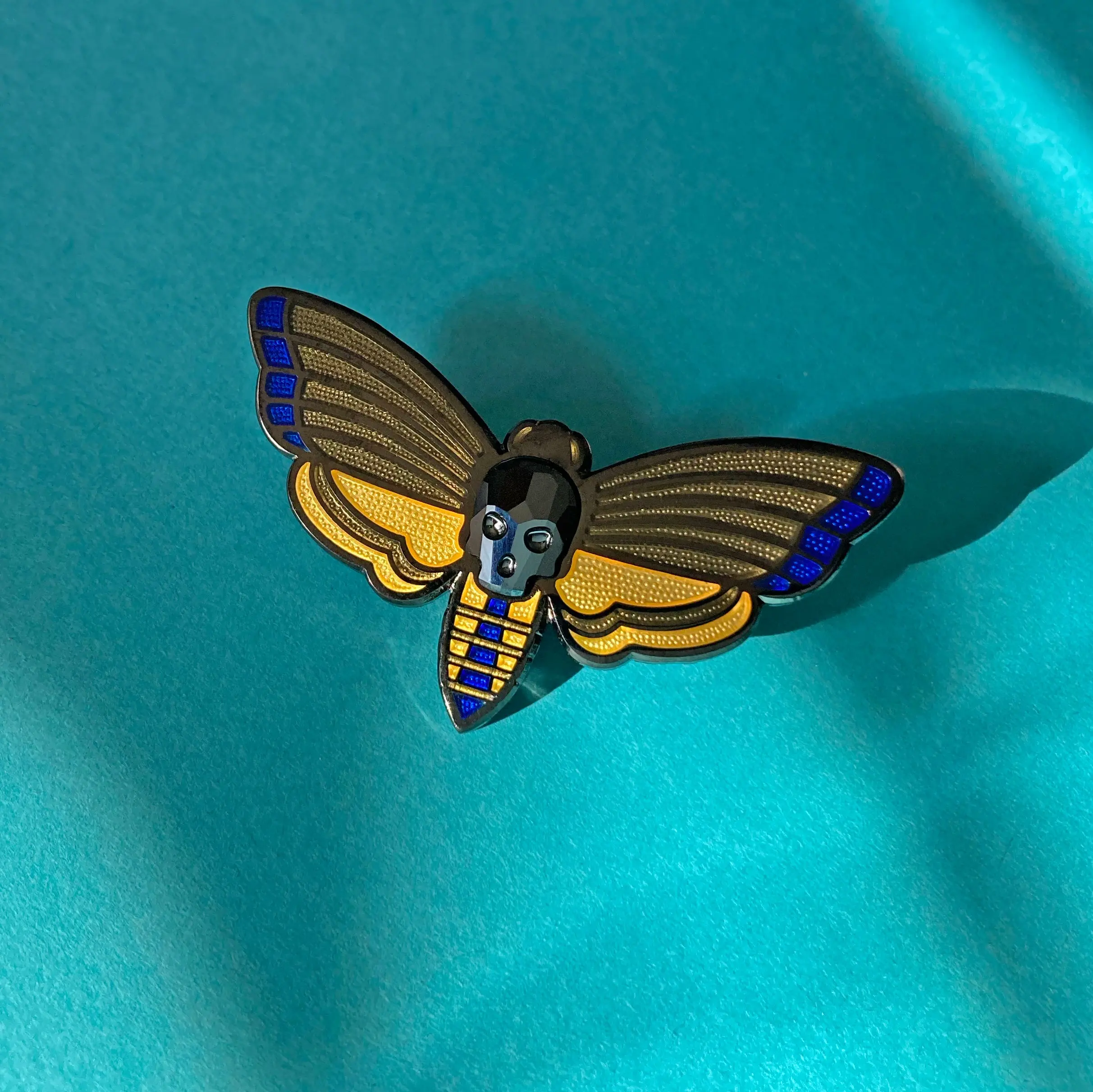 Atropos Pin