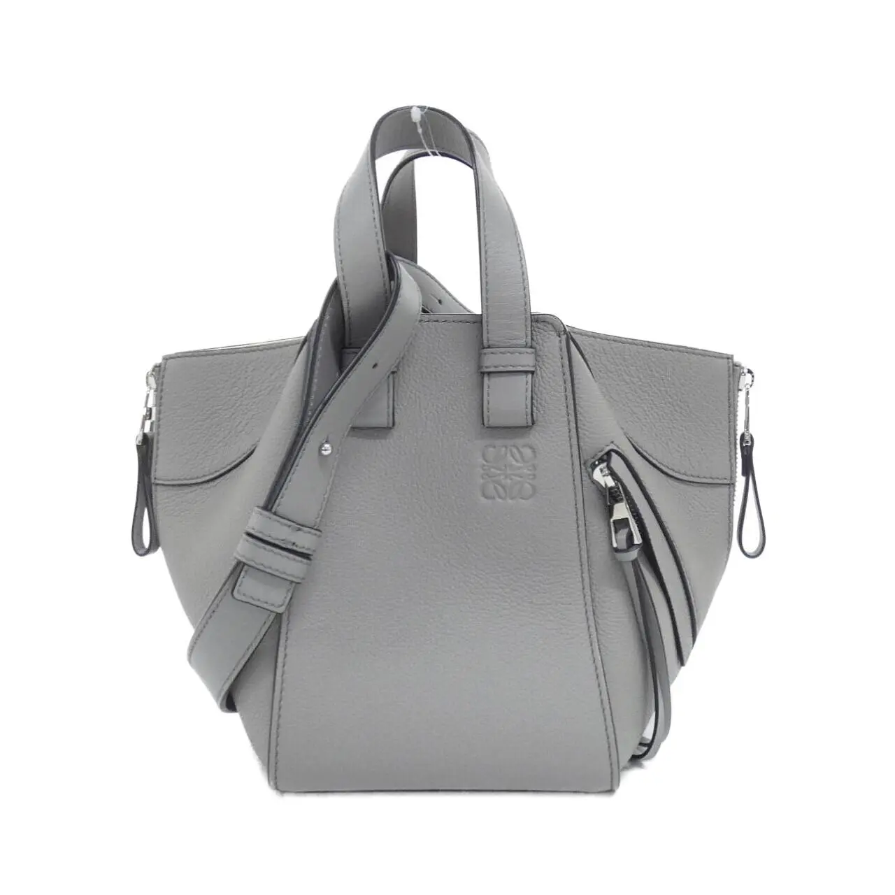 Pre-owned Loewe Calfskin Shoulder Bags Hammock Compact Calf Shoulder Bag