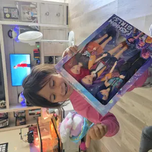 KPOP Dolls Set, Music-Playing Character Figurine Collection, 11.5Inch 12-Joint Action Figures With Theme Music Colorful Lights & Motion, K pop Version Doll Collector Set, Birthday GIft and Mother's Day gifts, Fashion Gift for Kids & Daughter